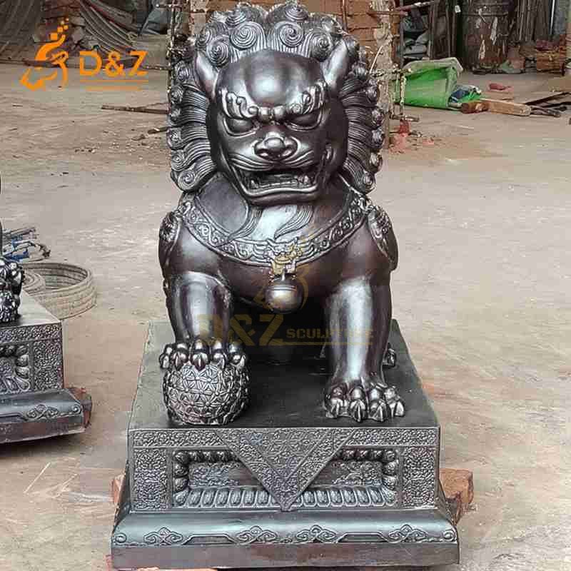 dog lion statue