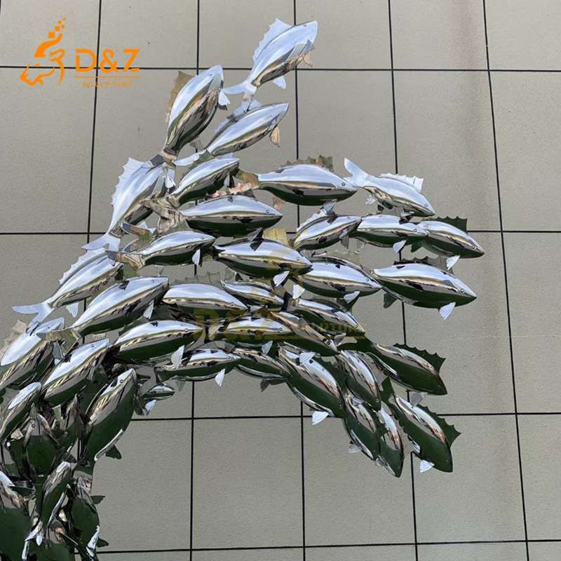 fish sculpture art