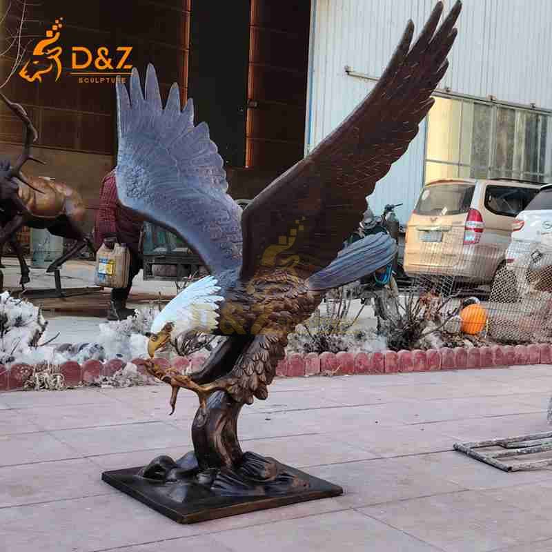 large bald eagle statue