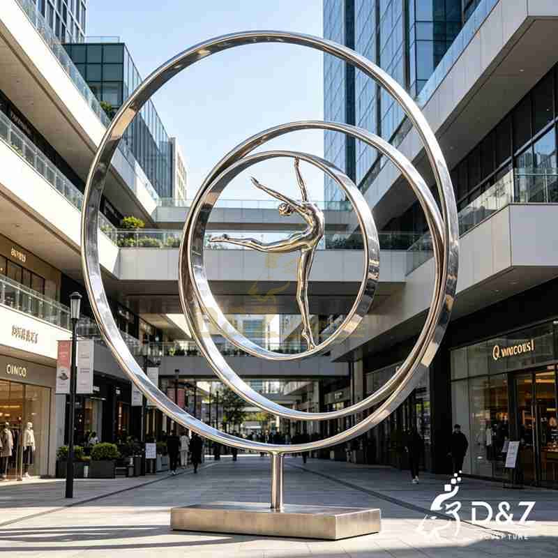 round metal sculpture2