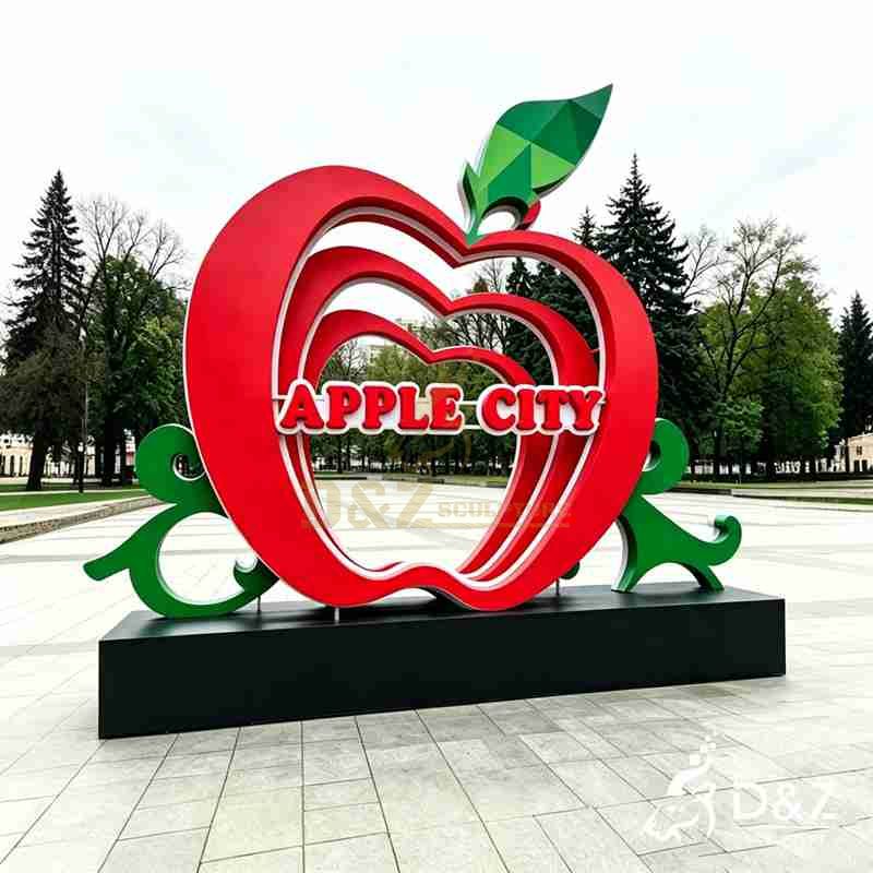 red apple sculpture2