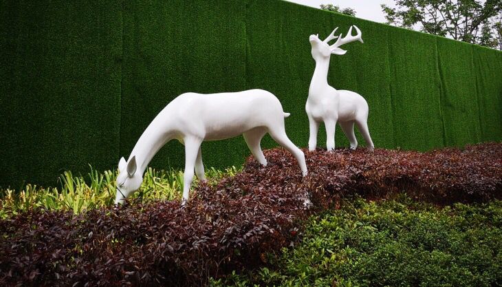 deer garden statue