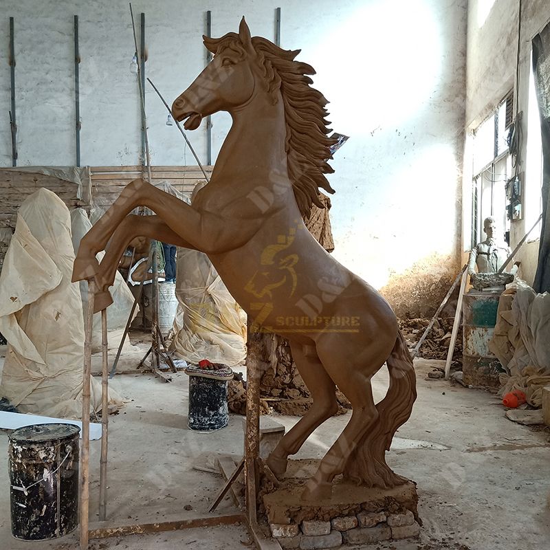 lifesize horse