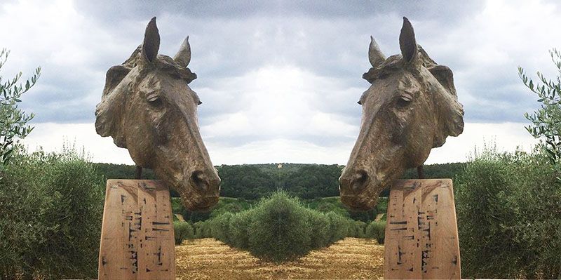 horse head statue