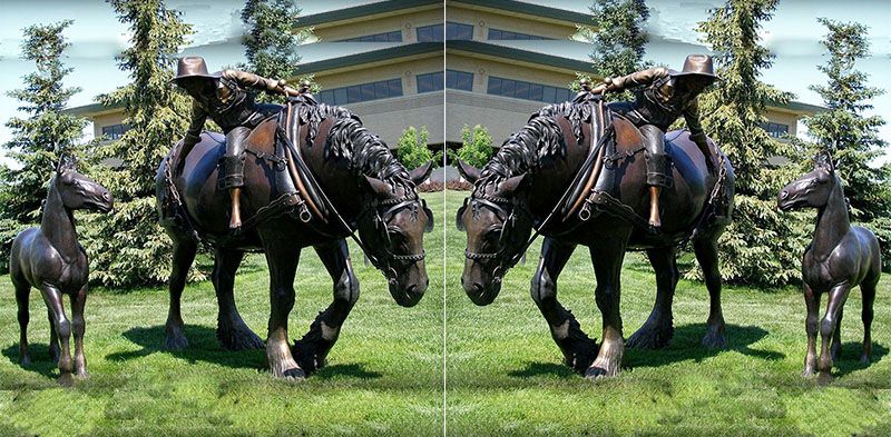 horse statues outdoor