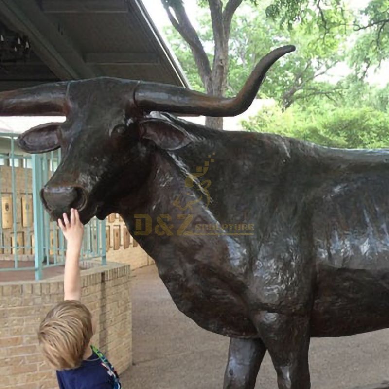 bull sculpture