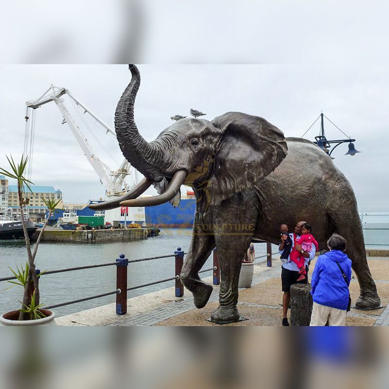 Life Size Outdoor Metal Bronze decorative elephant Animal Sculpture