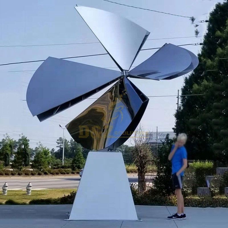 	
sculpture mirror