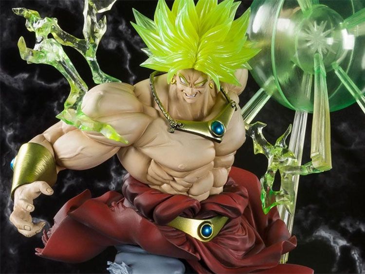 Super Saiyan Broly statue