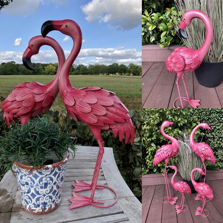 pink flamingos yard art