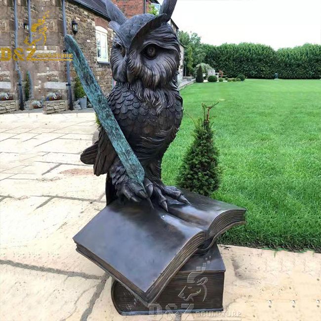 owl statue in home