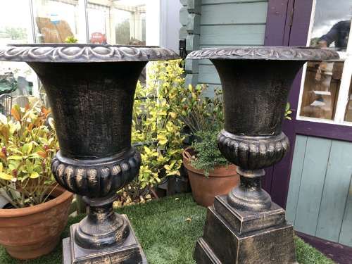 metal urn planter