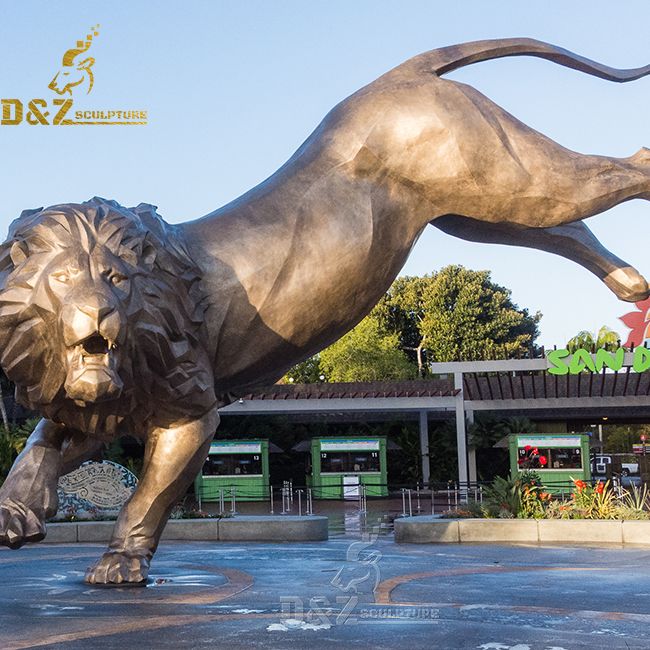 giant lion statue