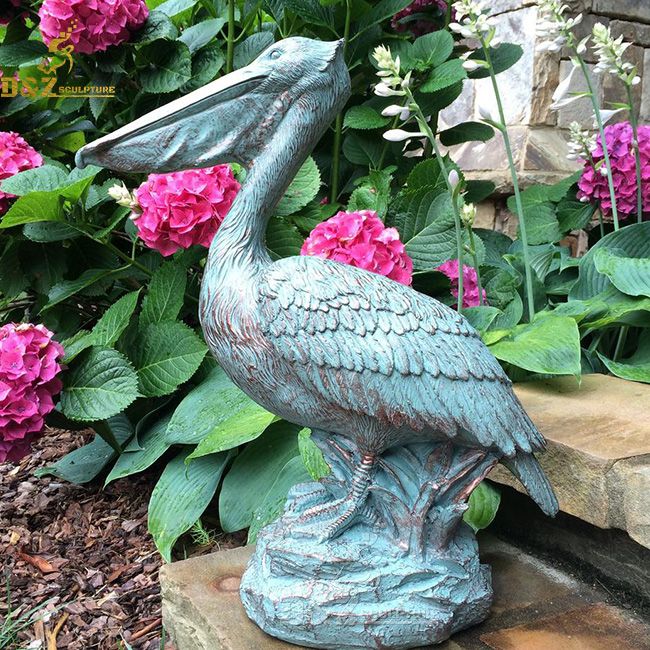 Outdoor pelican statuee
