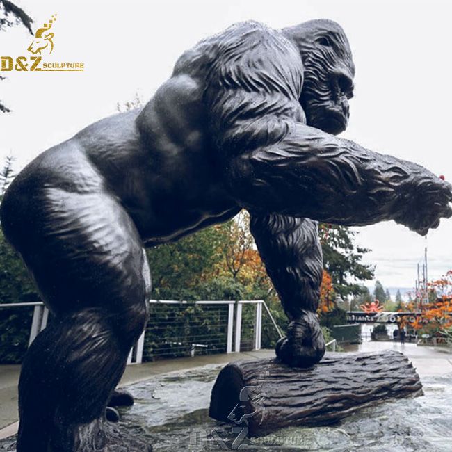 king kong sculpture