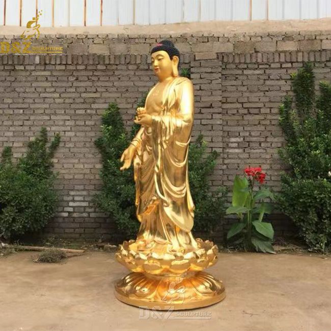 big gold buddha statue
