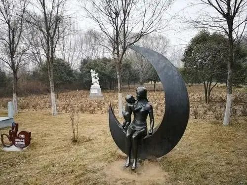 moon statue for sale