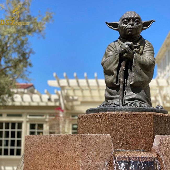 yoda garden statue