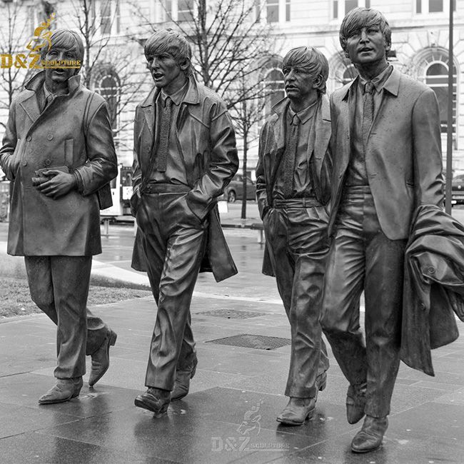 the beatles statue