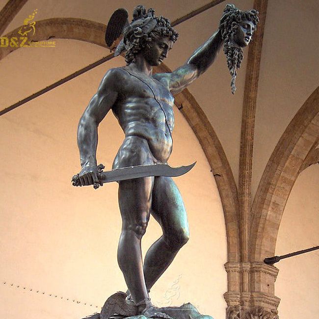 perseus killing medusa statue