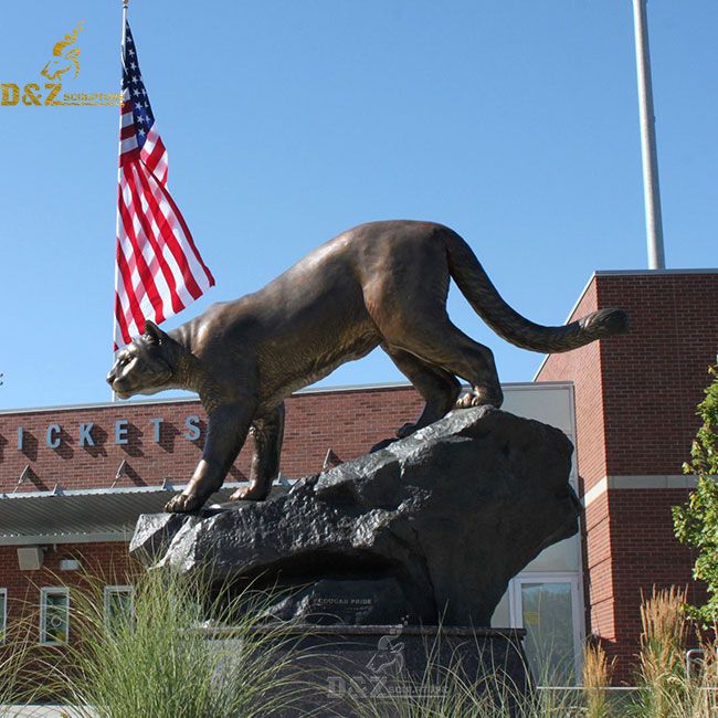 Bronze Cougar Pride Statue WSU