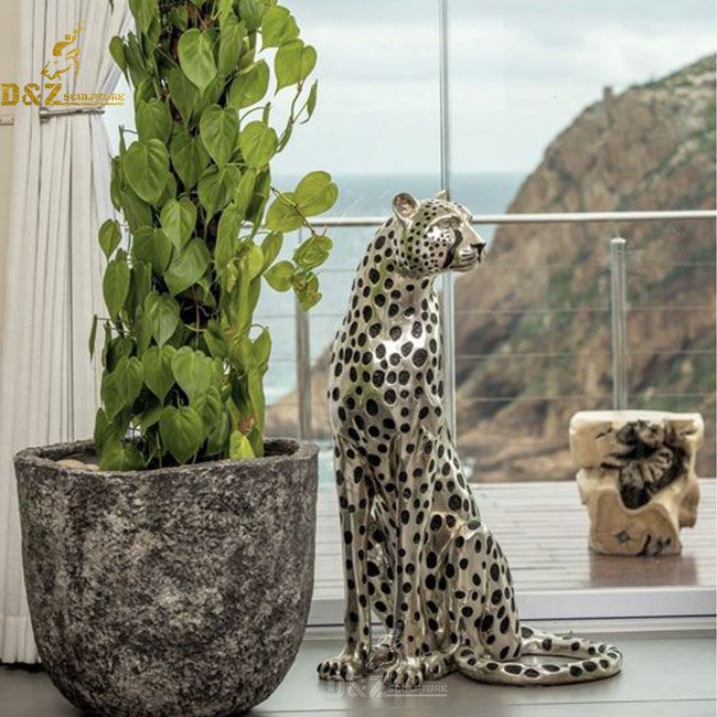 leopard statue home decor