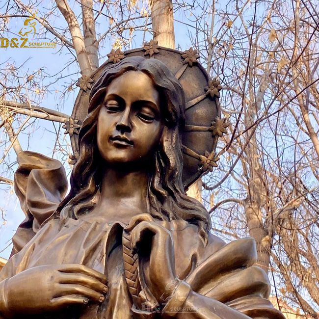 our lady undoer of knots statue