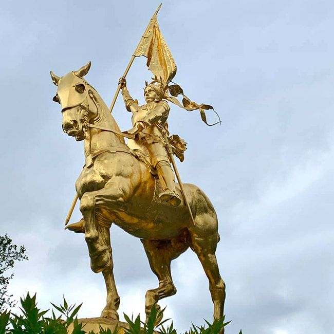 joan of arc sculpture