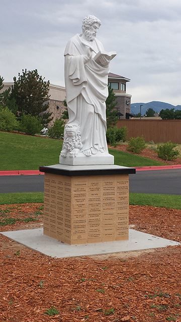 st mark outdoor statue