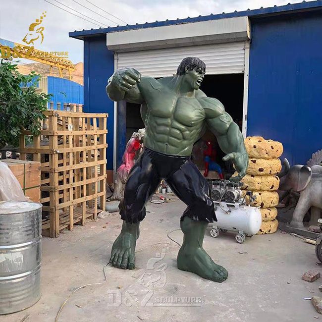 custom hulk statue