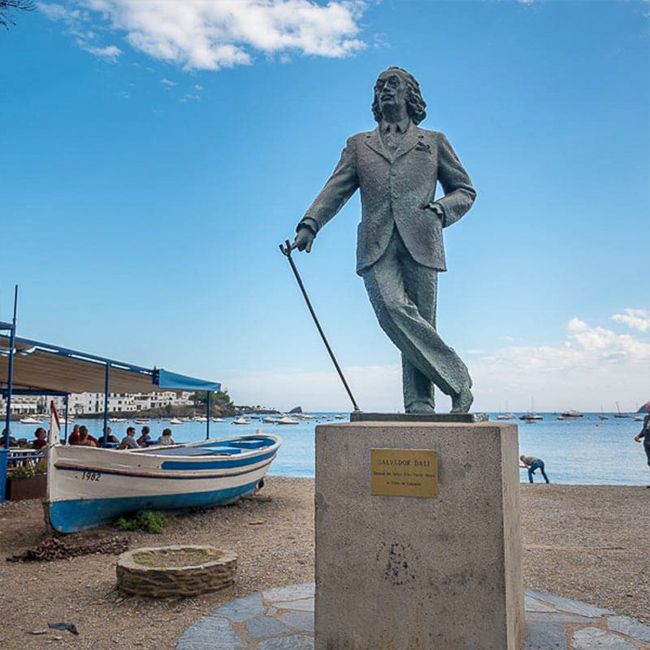 Salvador Dali statue in cadaques beach