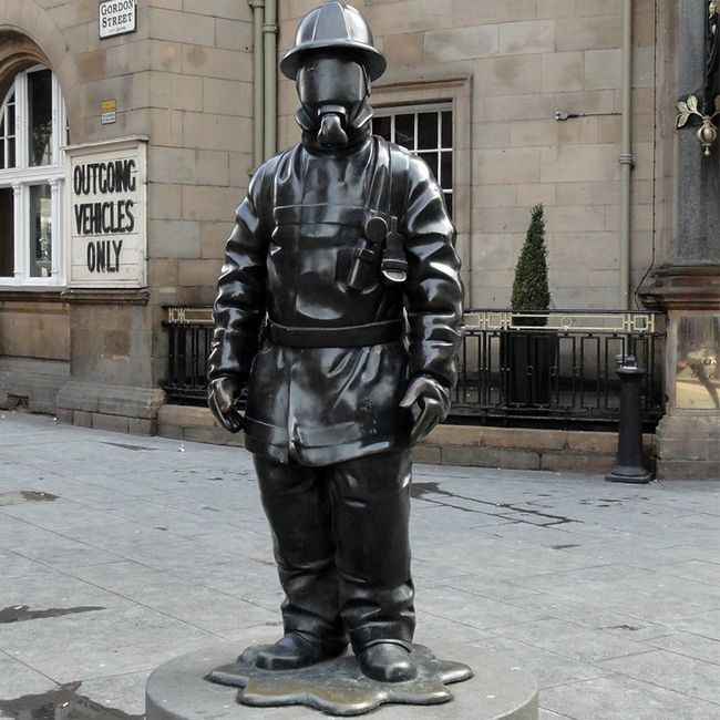 firefighter memorial statues