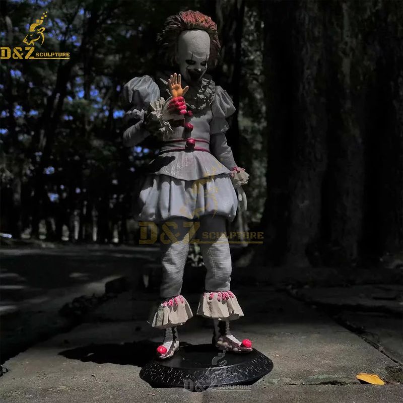 scary clown statue