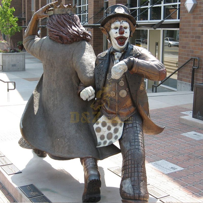 statue of J P Patches and Gertrude