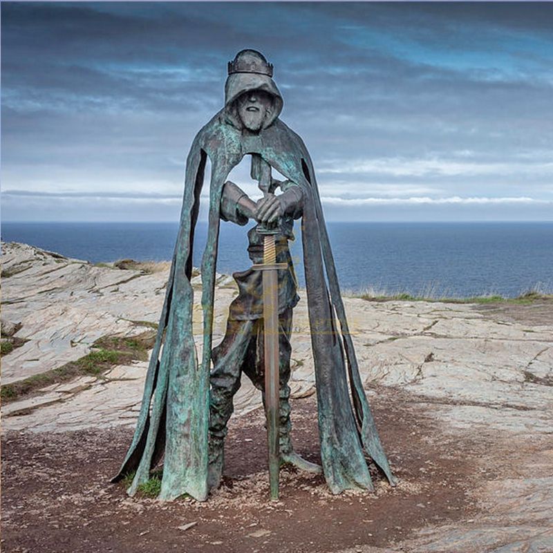 king arthur statue