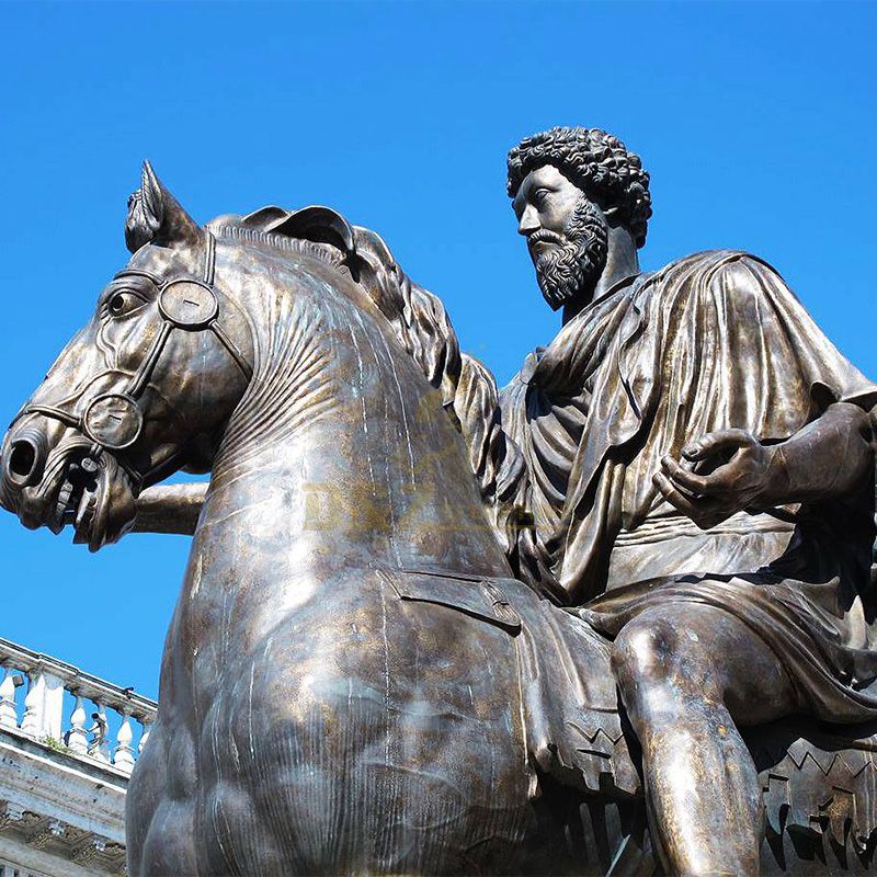 marcus aurelius sculpture