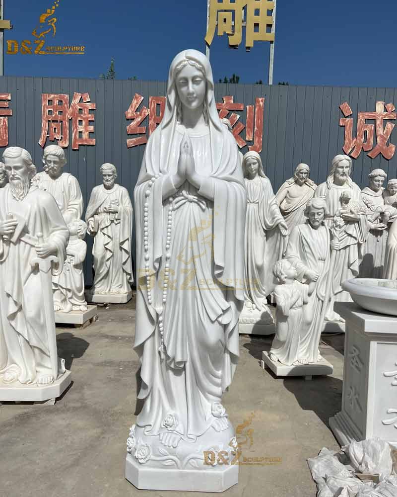 blessed virgin mary statue outdoor