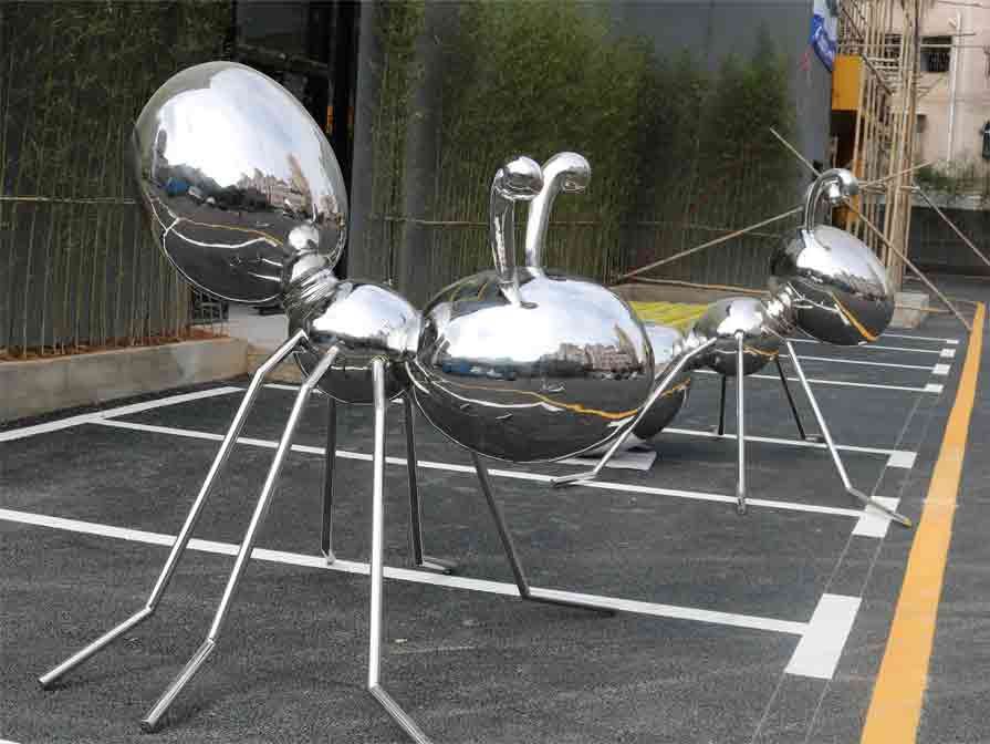 Giant stainless steel metal ant sculptures for sale, perfect for garden decor DZ-304