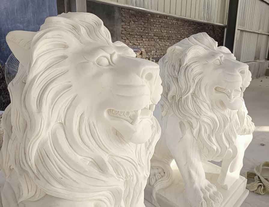 Outdoor White Marble Lion Statue Pair for Sale DZ-336