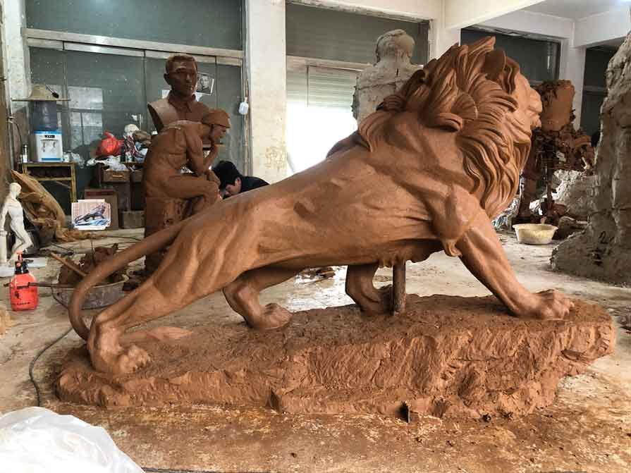 Custom Large Bronze Lion Statue, Clay Mold