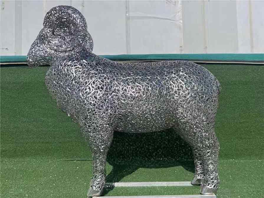 Metal hollow sheep sculpture outdoor garden courtyard art decor DZ-383