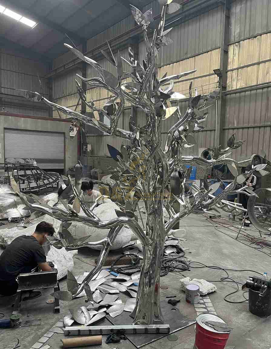 Customized Outdoor Metal Tree Sculpture For Sale 2