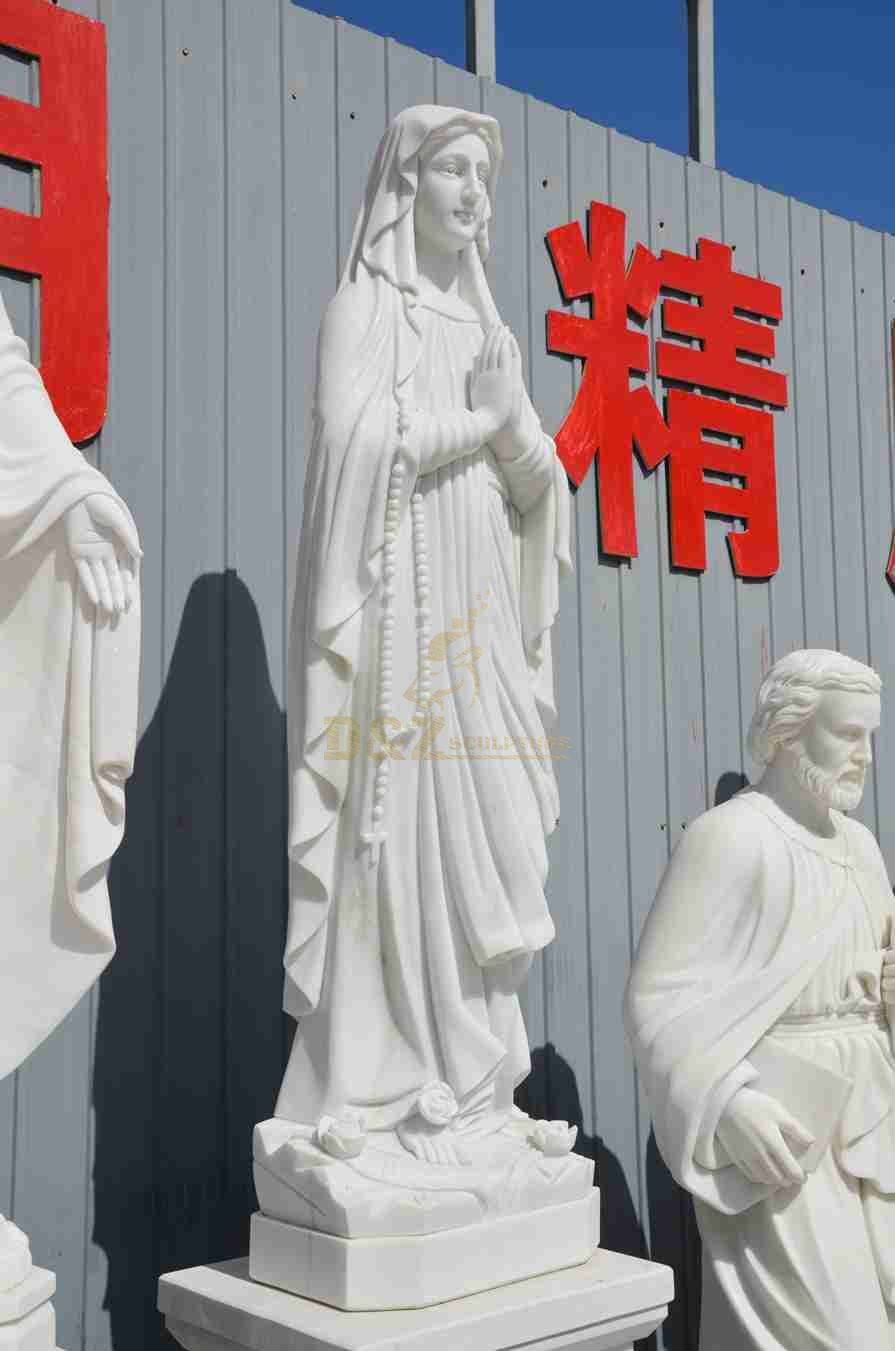 praying virgin mary statue 3