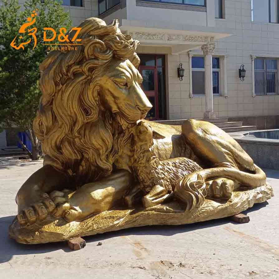 Large Lion and Lamb Statue for Sale | Peace and Love 4