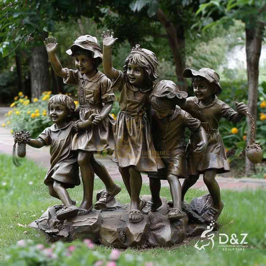 Bronze Children Playing Statue for Garden Decor 5