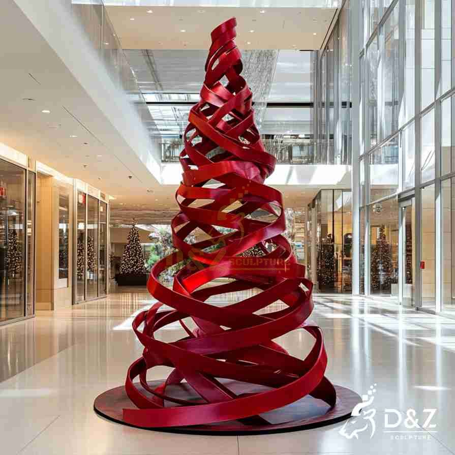 Wire Christmas Tree Sculpture 4