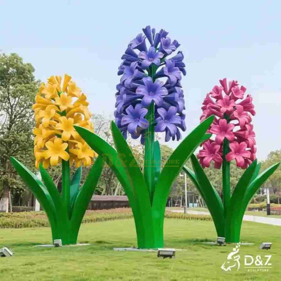 15-5 Large Metal Flower Sculptures: Botanical Garden Guide 15-5 Large Metal Flower Sculptures: Botanical Garden Guide