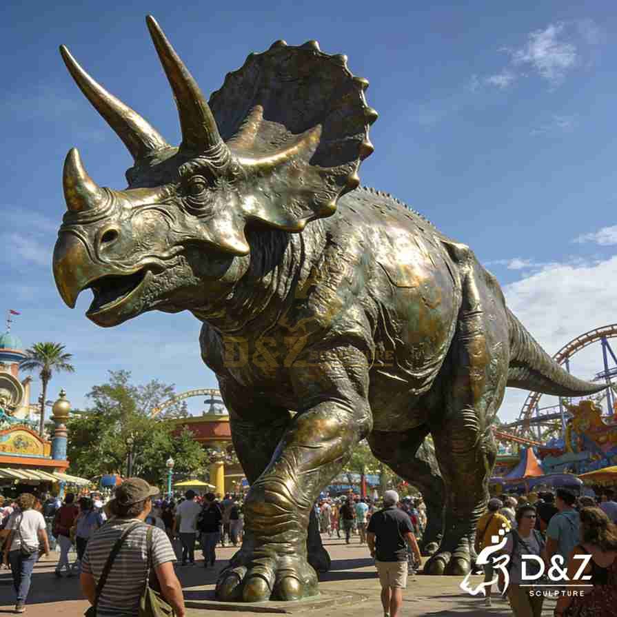 15-10 Large Dinosaur Sculptures