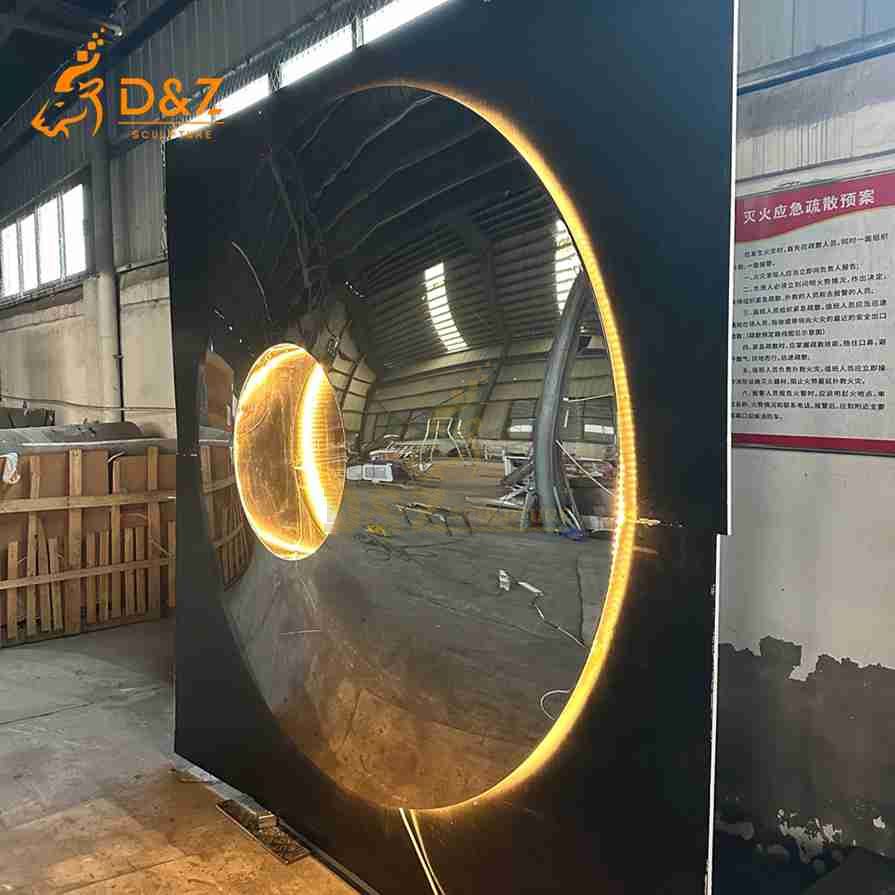 Metal Circular Wall Sculpture 4