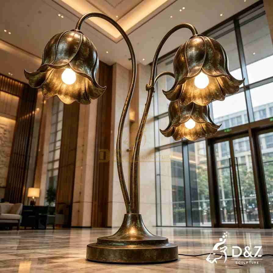 20-4 Large Modern Bronze & Metal Floor Lamps 20-4 Large Modern Bronze & Metal Floor Lamps